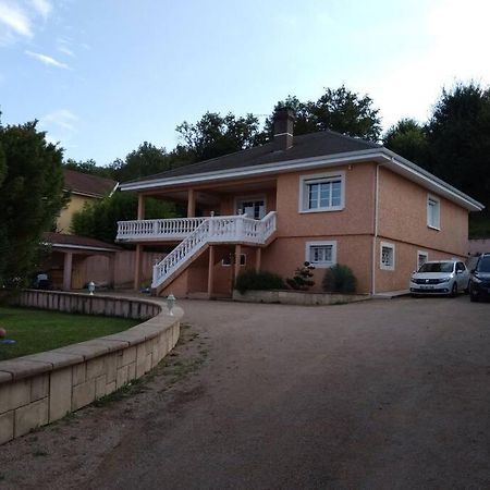 Comme A La Maison ! Chavanoz 외부 사진